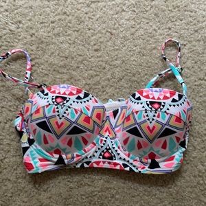 Billabong colorful medium size bikini